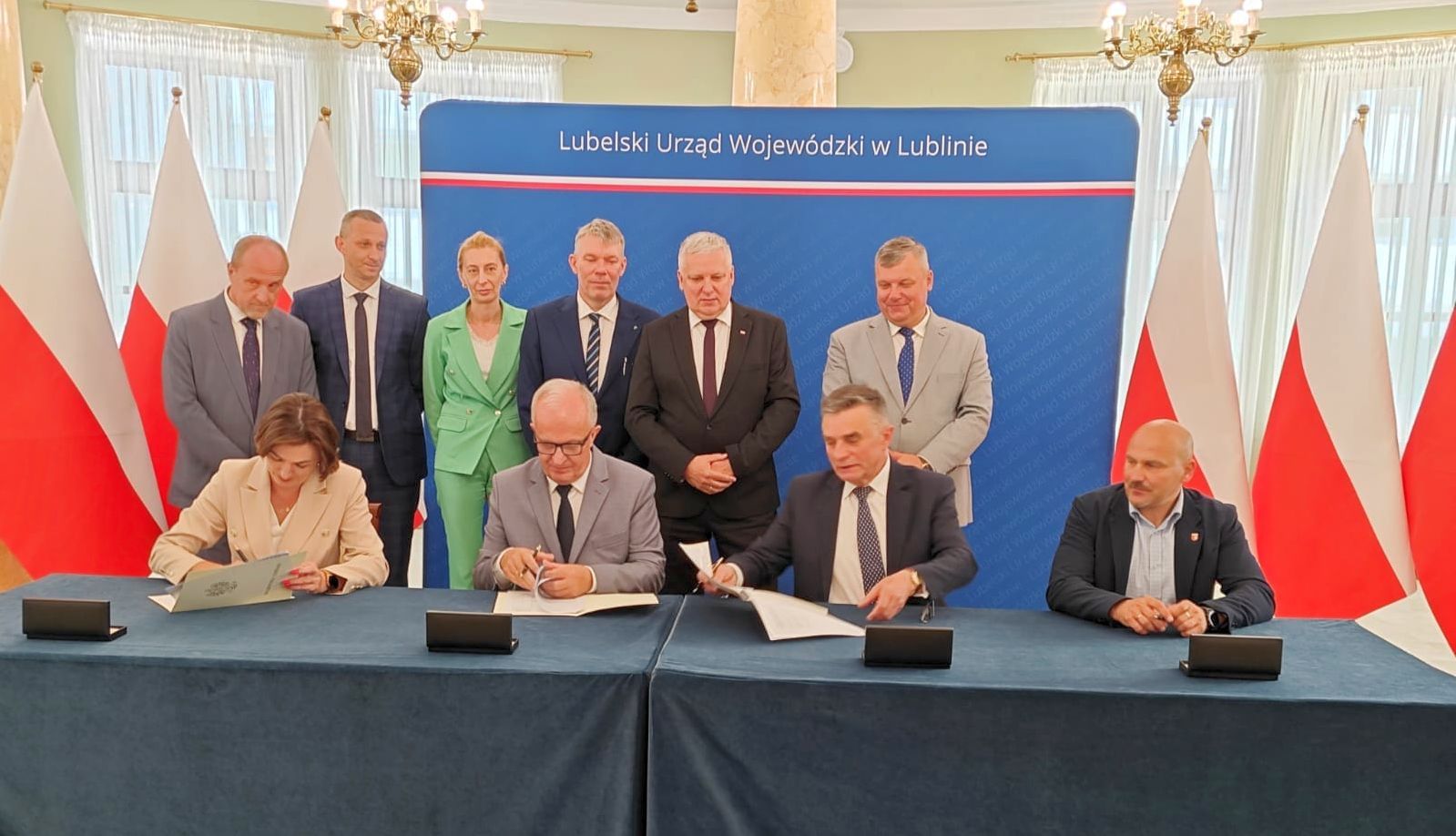 Podpisanie umowy na sfinansowanie zakupu dwóch karetek